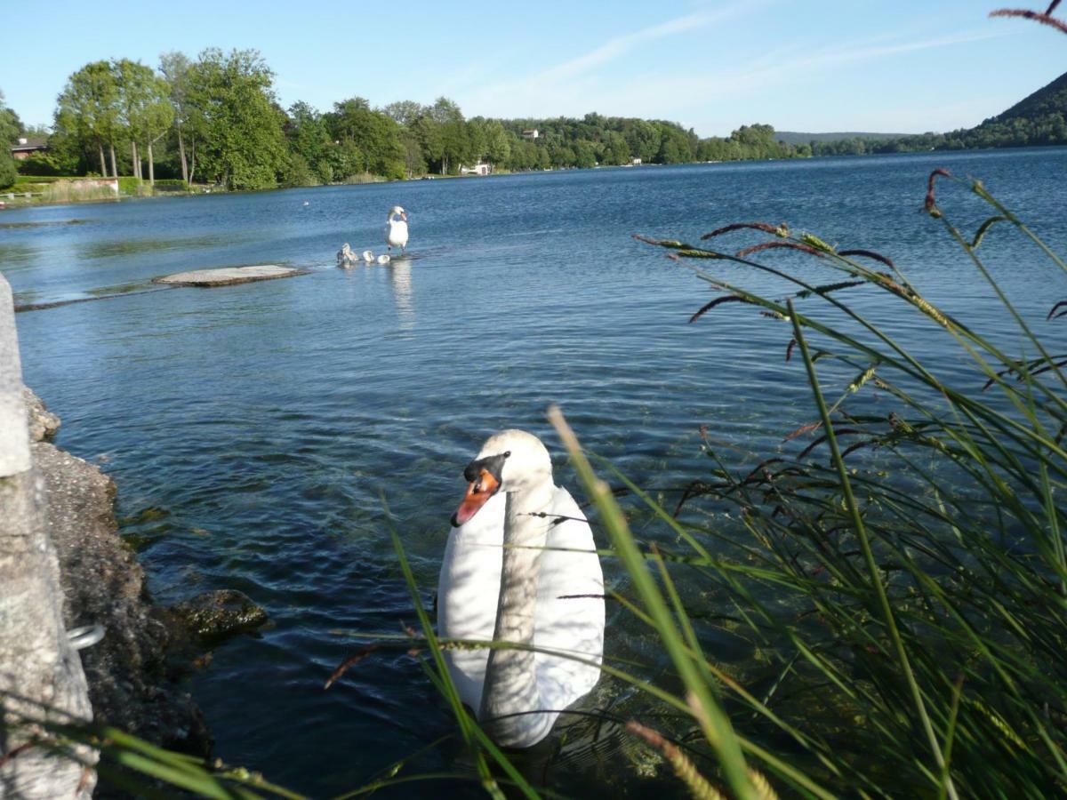 Piccolo Lago Travedona Buitenkant foto